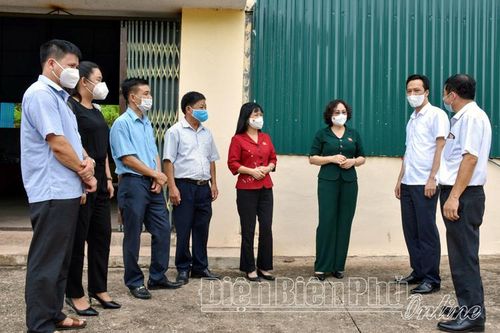 Đại biểu Quốc hội tỉnh tiếp xúc cử tri huyện Mường Nhé, Nậm Pồ
