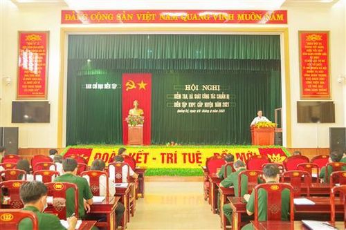Giao nhiệm vụ chuẩn bị diễn tập khu vực phòng thủ tại huyện Cam Lộ và thị xã Quảng Trị