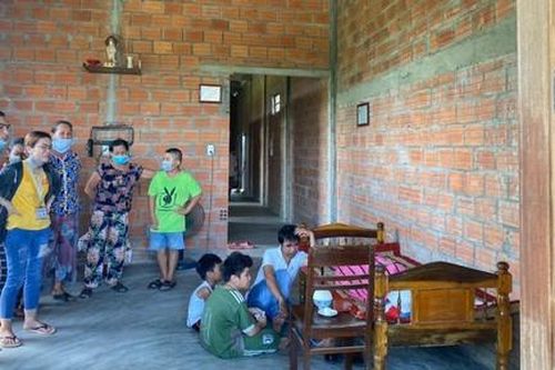 Xin giúp đỡ gia đình công nhân nghèo gặp hoạn nạn