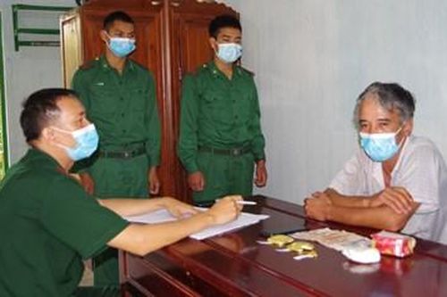 Bộ đội Biên phòng bắt giữ đối tượng vận chuyển vàng trái phép