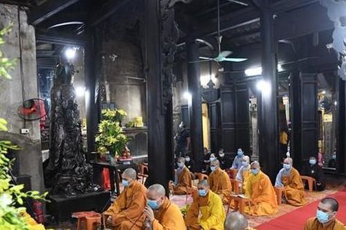 Giáo hội yêu cầu các chùa nhận tro cốt miễn phí, cầu siêu cho người tử vong do COVID-19
