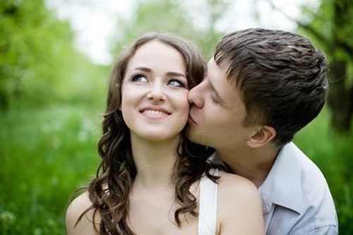 Biết mười mươi bị vợ cho 'nuôi con tu hú', trai trẻ vẫn chần chừ không dám bỏ vì lý do này