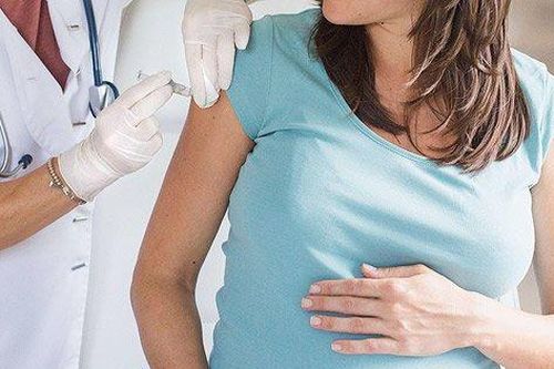 Bộ Y tế điều chỉnh hướng dẫn tiêm vắc xin phòng COVID-19 đối với phụ nữ mang thai