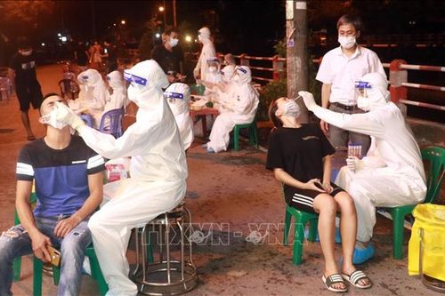Tăng cường kiểm soát dịch COVID-19 qua các hiệu thuốc bán lẻ