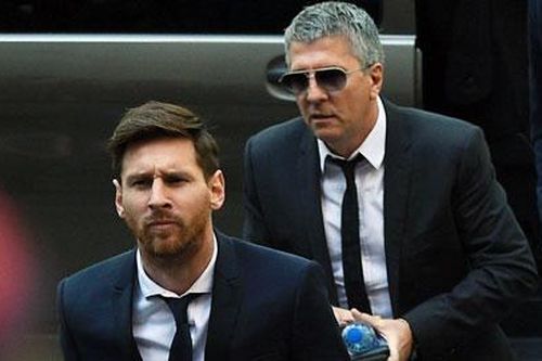 Ê-kíp quyền lực đằng sau Messi