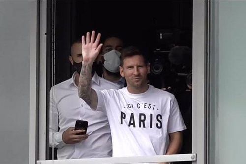 NÓNG: Messi chính thức gia nhập PSG