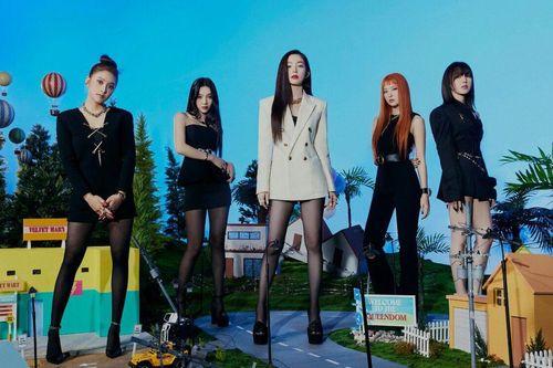 Red Velvet bùng nổ nhan sắc trong bộ ảnh mới, nổi bật nhất vẫn là Irene