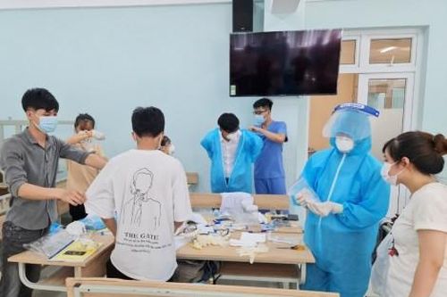 Y tế - Sức khỏe Tin tức y tế Gần 150 sinh viên tình nguyện hỗ trợ phòng, chống dịch