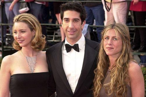 Jennifer Aniston hẹn hò tài tử 'Friends'?