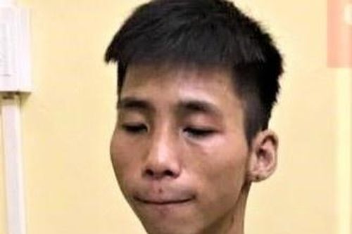 Nam thanh niên đầu thú sau khi giết người bằng dao bầu