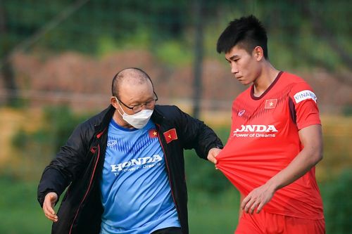 Mạnh Dũng: 'Tôi may mắn khi được đá AFC Champions League'
