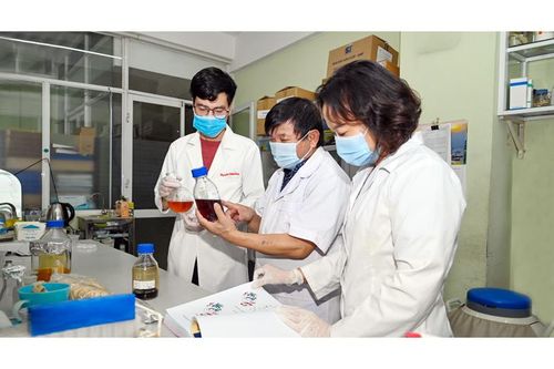 Ưu tiên nguồn lực phát triển thuốc điều trị Covid-19