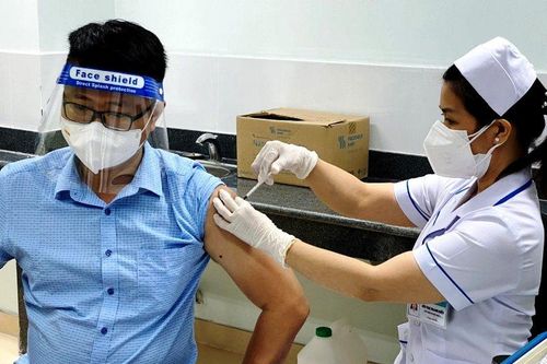 Bà Rịa - Vũng Tàu cố gắng hoàn thành tiêm vaccine cho người dân trước 13/8