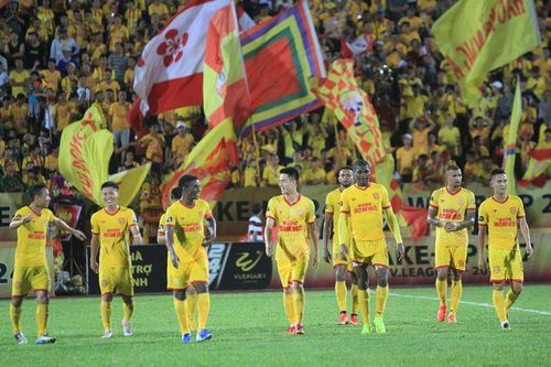 CLB Nam Định bỏ ngỏ khả năng tiếp tục dự V.League 2021