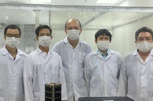 Vệ tinh Việt Nam lên đường ra sân bay, chuẩn bị phóng lên vũ trụ