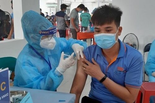 Hết vắc xin Covid-19, Bình Dương có văn bản hỏa tốc gửi Thủ tướng và Bộ Y tế
