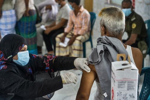 WHO hối thúc chấm dứt tình trạng 'bất bình đẳng' về tiếp cận vaccine