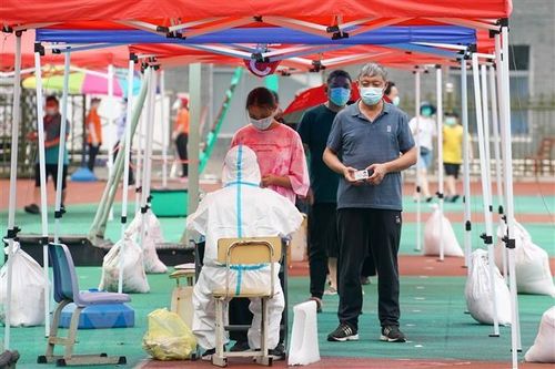 Quan chức Trung Quốc kêu gọi 'bít' các lỗ hổng trong kiểm soát dịch