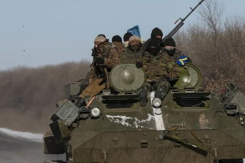 Đụng độ ở miền Đông Ukraine gây thương vong cho binh sỹ và dân thường
