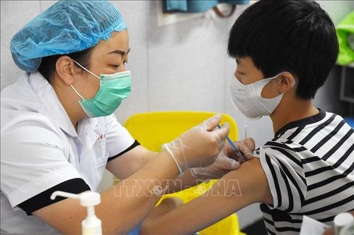 Trung Quốc tăng cường phòng dịch COVID-19