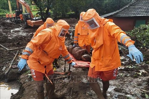 Sạt lở đất ở Ấn Độ khiến ít nhất 1 người thiệt mạng, hàng chục người bị mắc kẹt