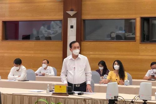 Tiếp tục hỗ trợ doanh nghiệp và người dân