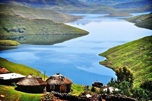 Quốc gia duy nhất ở châu Phi có lãnh thổ bị tuyết bao phủ?