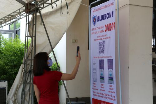 Tăng cường công tác triển khai các ứng dụng Sổ sức khỏe điện tử, Bluezone để phòng, chống dịch Covid-19