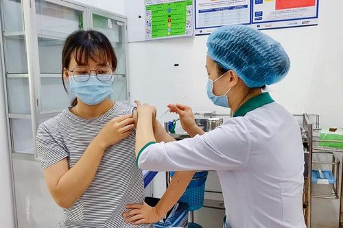 Đẩy nhanh tốc độ tiêm chủng để đảm bảo tiến độ miễn dịch cộng đồng