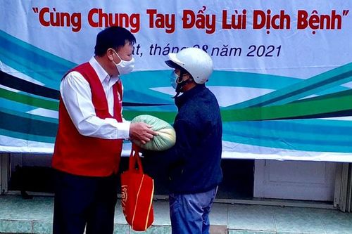 Đà Lạt: Tổ chức Chợ Nhân đạo cho người bị ảnh hưởng bởi dịch Covid-19