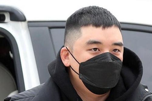 Seungri chính thức nhận án phạt 3 năm tù giam kèm khoản tiền phạt lên đến hàng tỷ won