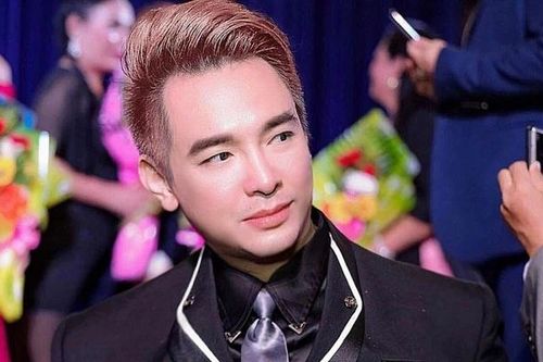 Sự nghiệp thăng trầm của ca sĩ Việt Quang