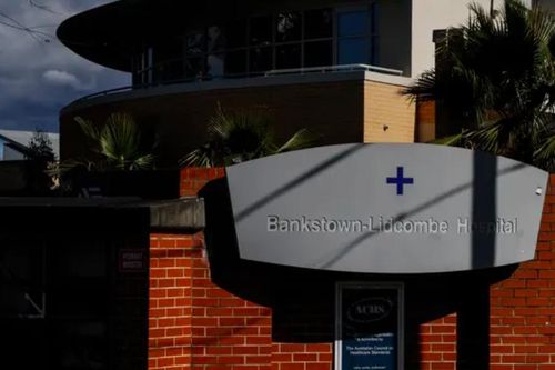 Giả làm bác sĩ suốt 8 tháng trong bệnh viện ở Australia
