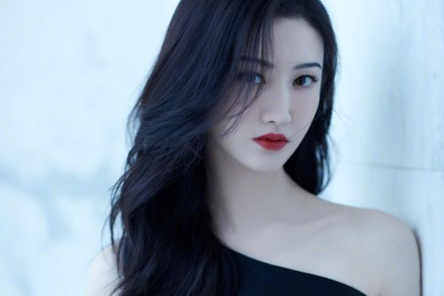 Cảnh Điềm nhận 12,3 triệu USD cho một bộ phim
