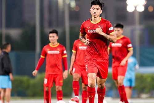 Thấy gì từ chấn thương của Đoàn Văn Hậu?