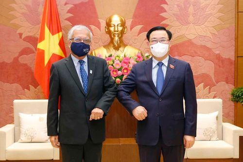 Chủ tịch Quốc hội tiếp Điều phối viên thường trú của Liên Hợp Quốc