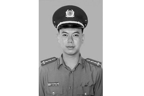 Sĩ quan công an hy sinh trong khi tham gia phòng, chống dịch