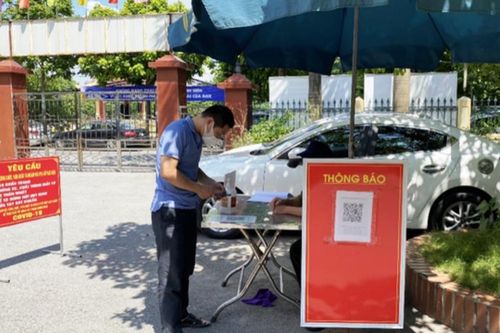 Thực hiện triệt để việc quét mã QR đáp ứng công tác truy vết