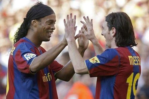 Ronaldinho nói gì khi Messi gia nhập PSG?