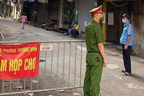 Chợ cóc Hà Nội những ngày giãn cách