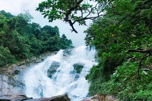 Thác Thí - Dải lụa trắng nơi núi rừng Tây Bắc