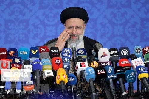 Tổng thống Iran lựa chọn nhân sự quan trọng trong nội các mới