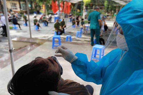Hà Nội xét nghiệm diện rộng: Hóa giải nhiều băn khoăn về độ an toàn