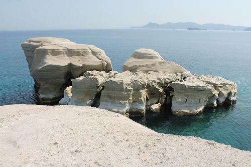 Tàu mang cờ Anh đã chìm ở ngoài khơi đảo Milos của Hy Lạp