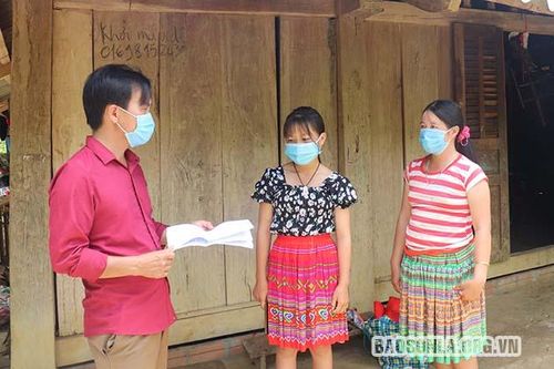 Vắc xin 'ý thức' người dân