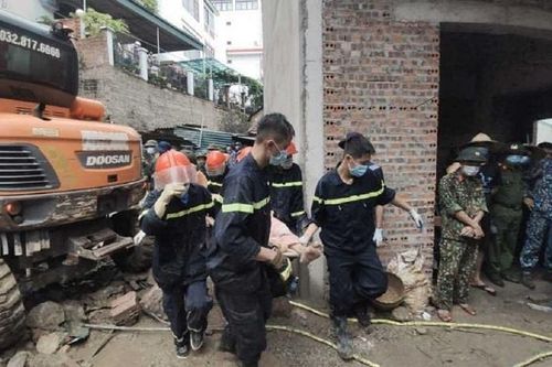 Nhận định nguyên nhân vụ sạt lở bờ kè khiến 4 người bị vùi lấp ở Quảng Ninh