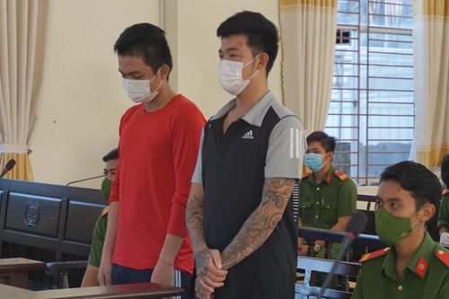 Phạt tù 2 thanh niên tránh chốt kiểm soát dịch, tấn công cảnh sát