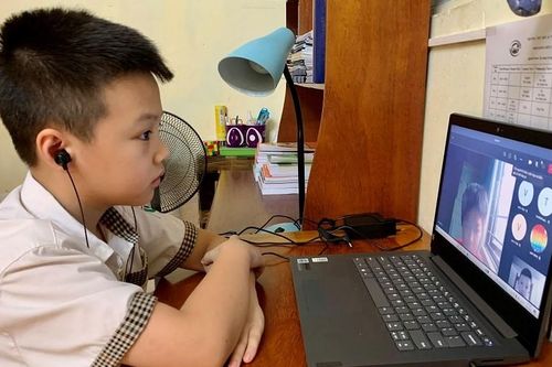 Không lảng tránh dịch bệnh, nhiều trường ngoài công lập tại Hà Nội bước vào năm học mới