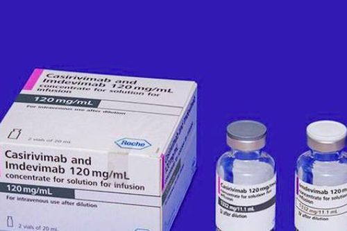 Bệnh nhân COVID-19 được tự điều trị bằng Ronapreve