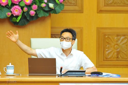 PTT Vũ Đức Đam chủ trì họp đánh giá phòng, chống dịch trên cả nước